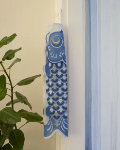Koinobori vimpel 75 cm (blå)