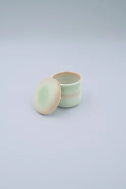 Pastelgrøn lågkrukke